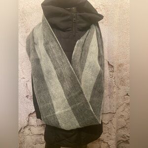 Poko Loco Grey Alpaca Infinity Scarf
